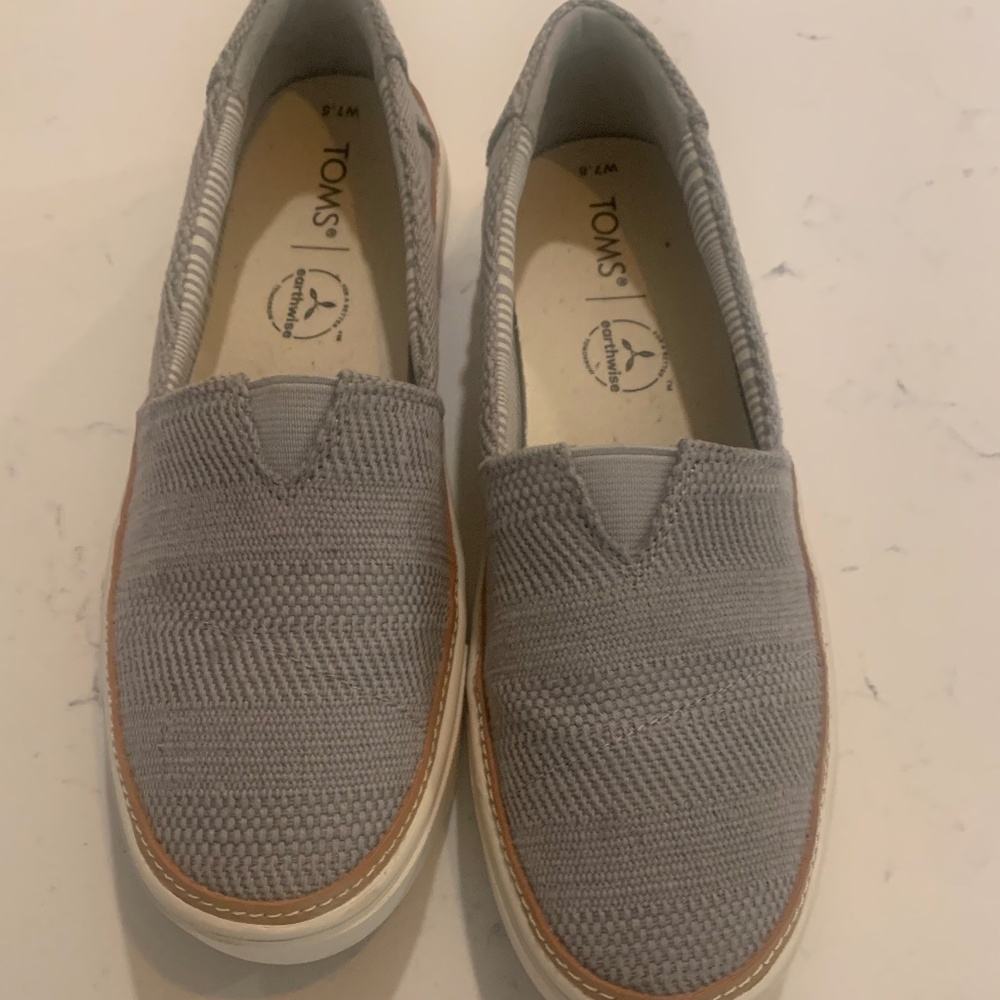 Toms Gray Knit Slip-On Sneakers with Tan Trim
